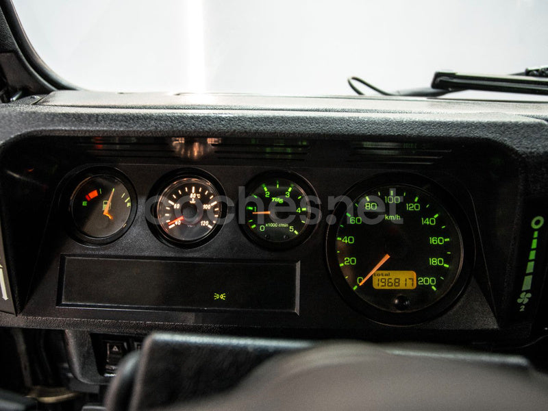 LAND-ROVER Defender 90 2.5TD5 HTOP 3p.