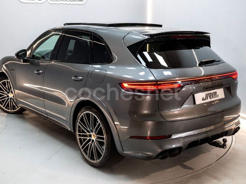 PORSCHE Cayenne Turbo S EHybrid 5p.