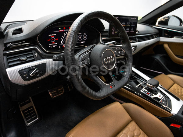 AUDI A4 RS4 Avant TFSI 331kW quattro tiptronic 5p.