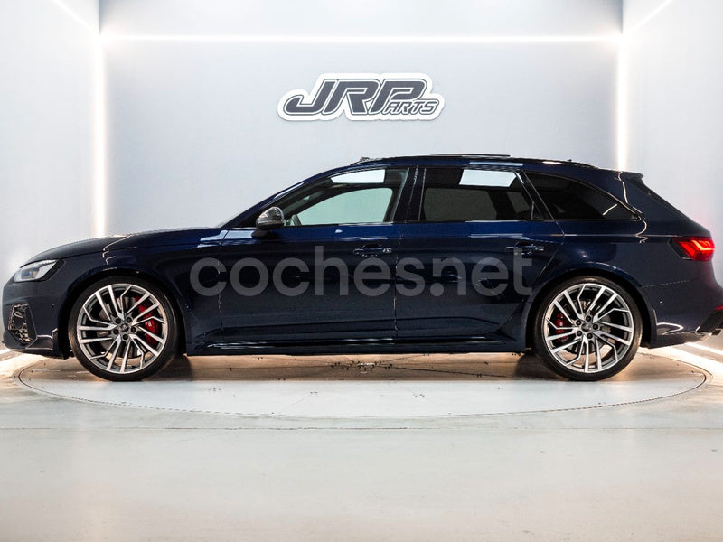 AUDI A4 RS4 Avant TFSI 331kW quattro tiptronic 5p.