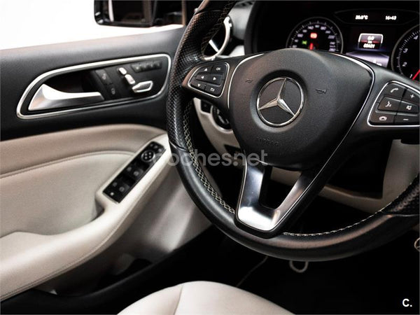 MERCEDES-BENZ Clase B B 220 4M Aut. 5p.