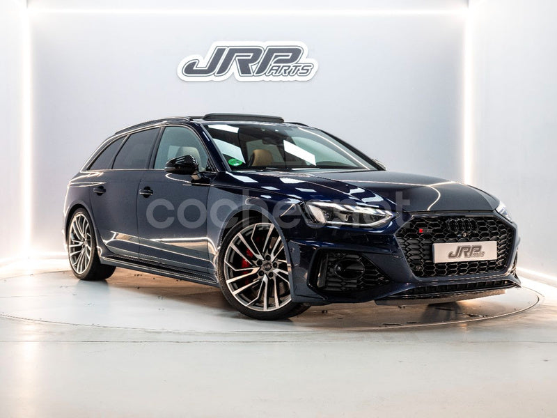 AUDI A4 RS4 Avant TFSI 331kW quattro tiptronic 5p.