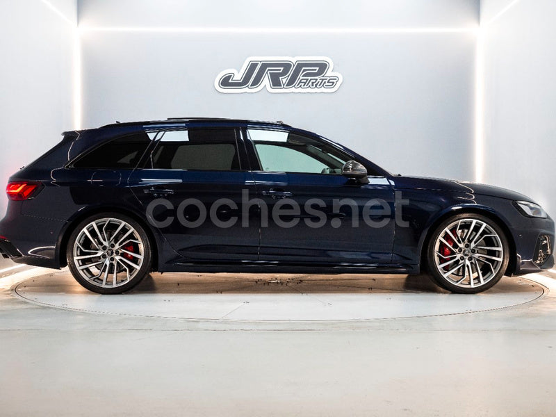 AUDI A4 RS4 Avant TFSI 331kW quattro tiptronic 5p.